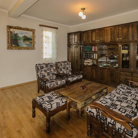 Apartment Gardens 44 Tbilisi ภายนอก รูปภาพ