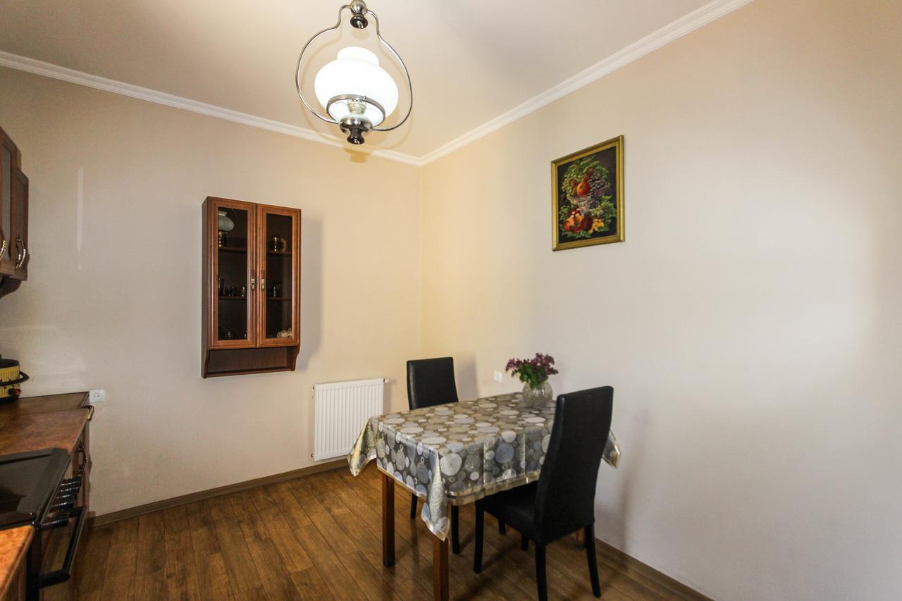 Apartment Gardens 44 Tbilisi ภายนอก รูปภาพ