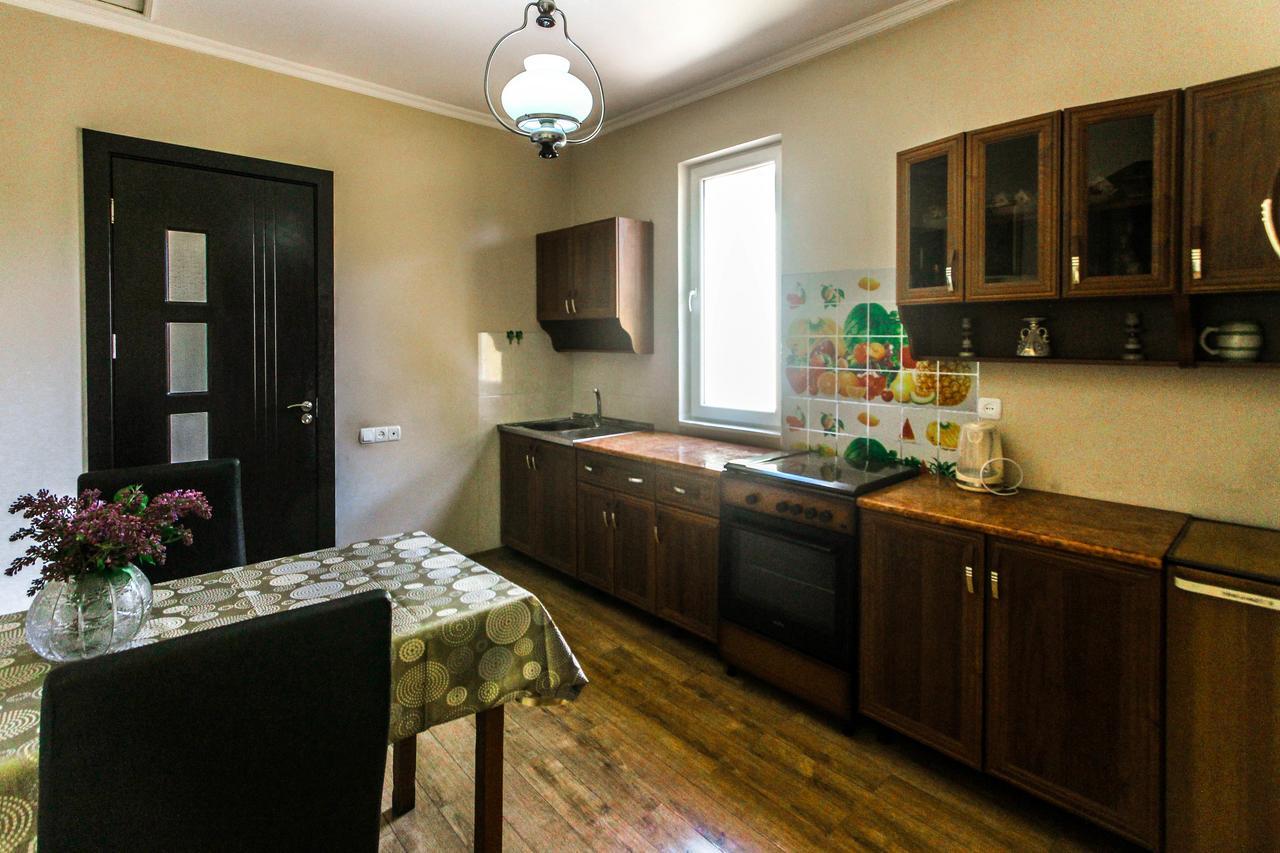 Apartment Gardens 44 Tbilisi ภายนอก รูปภาพ